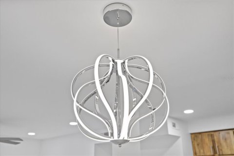 Condominio en alquiler en Tampa, Florida, 2 dormitorios, 69.49 m2 № 1765505 - foto 9