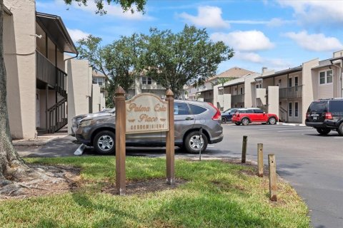 Copropriété à louer à Tampa, Floride: 2 chambres, 69.49 m2 № 1765505 - photo 1