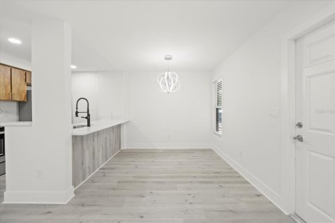 Copropriété à louer à Tampa, Floride: 2 chambres, 69.49 m2 № 1765505 - photo 10