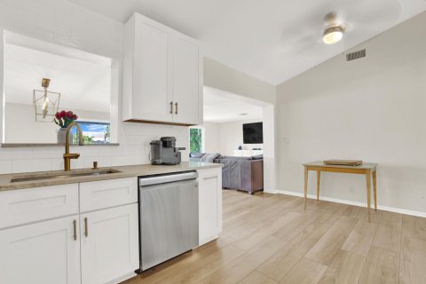 Villa ou maison à vendre à Palm Beach Gardens, Floride: 5 chambres, 257.71 m2 № 2077490 - photo 15