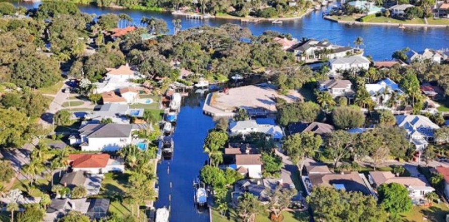 Villa ou maison à Palm Beach Gardens, Floride 5 chambres, 257.71 m2 № 2077490