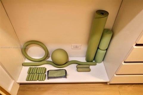 Condominio en alquiler en Miami Beach, Florida, 55.74 m2 № 2014065 - foto 12