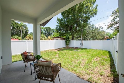Villa ou maison à vendre à Saint Petersburg, Floride: 4 chambres, 183.48 m2 № 2231193 - photo 16