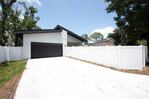 Villa ou maison à vendre à Saint Petersburg, Floride: 4 chambres, 183.48 m2 № 2231193 - photo 19
