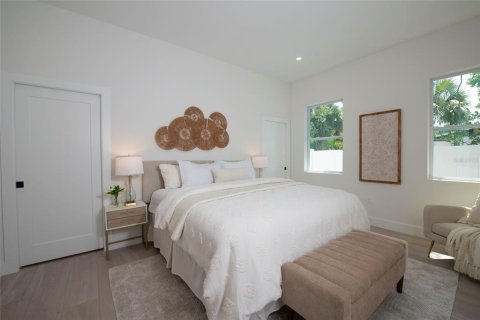 Villa ou maison à vendre à Saint Petersburg, Floride: 4 chambres, 183.48 m2 № 2231193 - photo 23