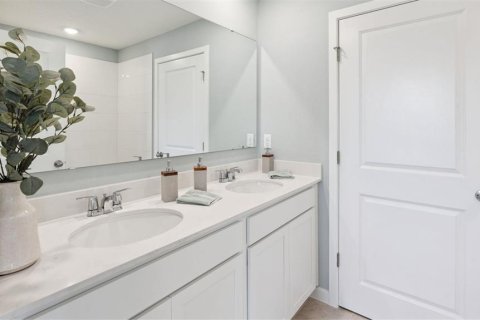 Touwnhouse à vendre à Kissimmee, Floride: 3 chambres, 138.33 m2 № 2236906 - photo 9