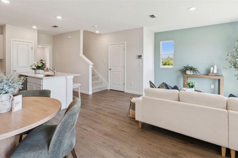 Touwnhouse à vendre à Kissimmee, Floride: 3 chambres, 138.33 m2 № 2236906 - photo 3