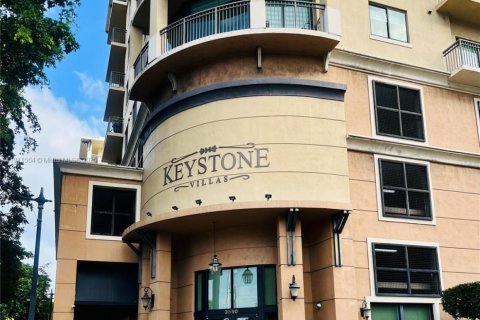 Снять в аренду кондоминиум в Майами, Флорида 1 спальня, 65.4м2, № 1969776 - фото 1