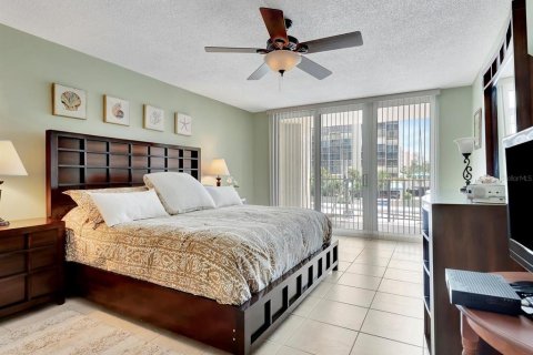 Condominio en alquiler en Clearwater, Florida, 2 dormitorios, 129.32 m2 № 1916357 - foto 20
