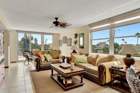 Condominio en alquiler en Clearwater, Florida, 2 dormitorios, 129.32 m2 № 1916357 - foto 12