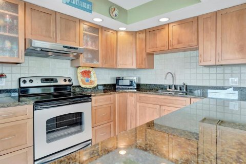 Condominio en alquiler en Clearwater, Florida, 2 dormitorios, 129.32 m2 № 1916357 - foto 8