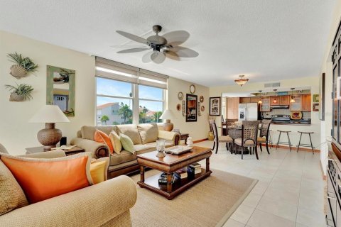 Condominio en alquiler en Clearwater, Florida, 2 dormitorios, 129.32 m2 № 1916357 - foto 17