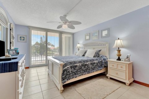 Condominio en alquiler en Clearwater, Florida, 2 dormitorios, 129.32 m2 № 1916357 - foto 27