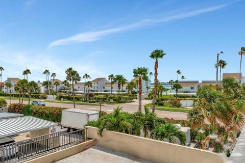 Condominio en alquiler en Clearwater, Florida, 2 dormitorios, 129.32 m2 № 1916357 - foto 16