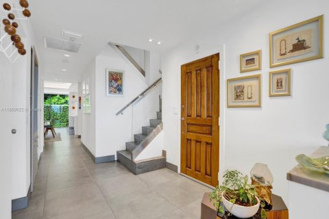 Adosado en alquiler en Key Biscayne, Florida, 4 dormitorios, 285.67 m2 № 2034143 - foto 9