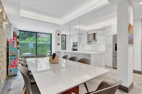 Adosado en alquiler en Key Biscayne, Florida, 4 dormitorios, 285.67 m2 № 2034143 - foto 15