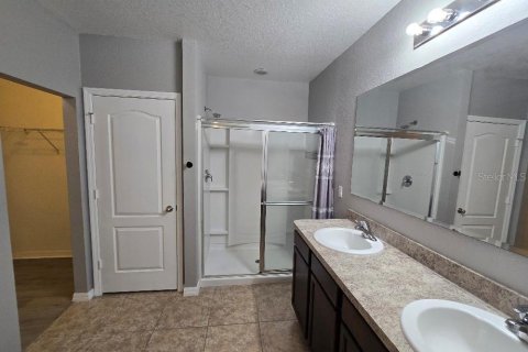 House in Winter Haven, Florida 4 bedrooms, 171.13 sq.m. № 2377791 - photo 17