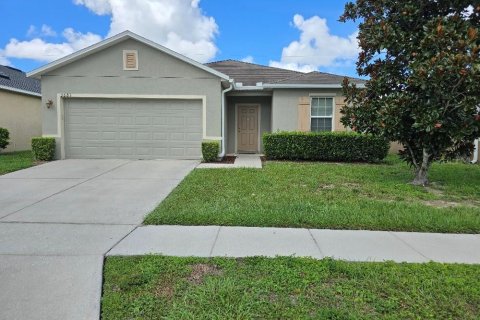 House in Winter Haven, Florida 4 bedrooms, 171.13 sq.m. № 2377791