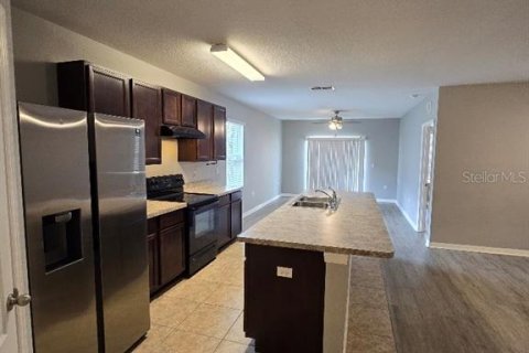 House in Winter Haven, Florida 4 bedrooms, 171.13 sq.m. № 2377791 - photo 21