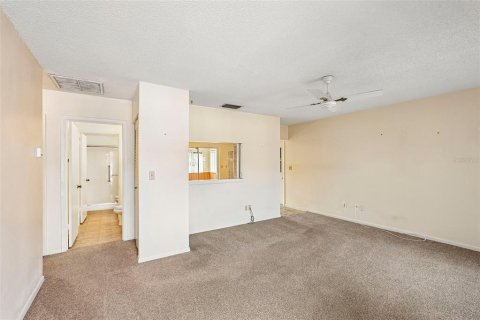 Copropriété à vendre à Sun City Center, Floride: 2 chambres, 92.16 m2 № 2258487 - photo 6