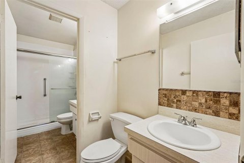 Copropriété à vendre à Sun City Center, Floride: 2 chambres, 92.16 m2 № 2258487 - photo 15