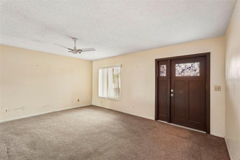 Copropriété à vendre à Sun City Center, Floride: 2 chambres, 92.16 m2 № 2258487 - photo 4
