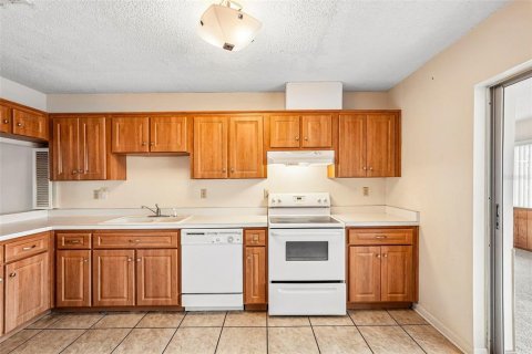 Copropriété à vendre à Sun City Center, Floride: 2 chambres, 92.16 m2 № 2258487 - photo 9