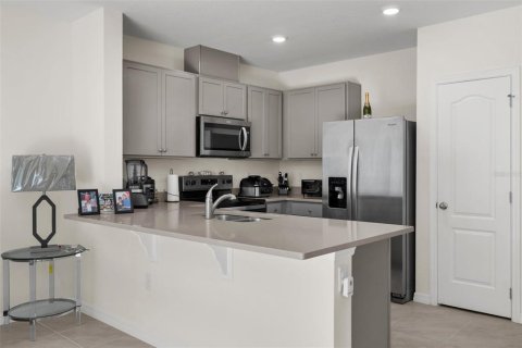 Adosado en venta en Davenport, Florida, 3 dormitorios, 140.75 m2 № 2215917 - foto 8