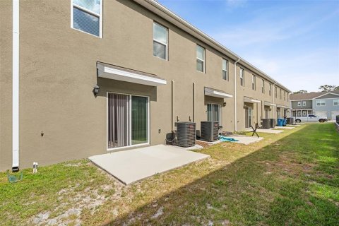 Adosado en venta en Davenport, Florida, 3 dormitorios, 140.75 m2 № 2215917 - foto 13