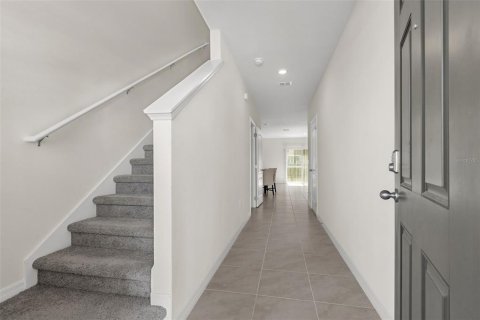 Adosado en venta en Davenport, Florida, 3 dormitorios, 140.75 m2 № 2215917 - foto 5