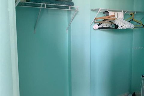 Снять в аренду кондоминиум в Сент-Питерсберг, Флорида 1 комната, 44.13м2, № 1760256 - фото 9