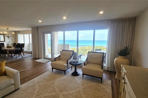Condo in Boca Raton, Florida, 2 bedrooms № 2070543 - photo 10