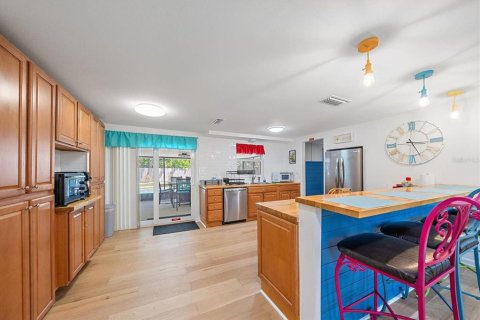 Villa ou maison à vendre à Sarasota, Floride: 3 chambres, 126.9 m2 № 2156061 - photo 5