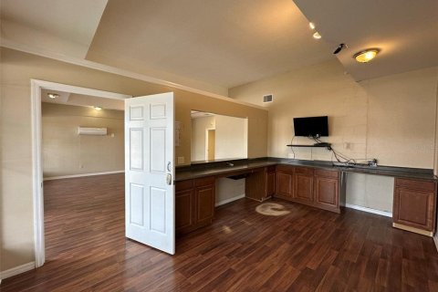 Immobilier commercial à louer à DeLand, Floride: 192.12 m2 № 2381049 - photo 3