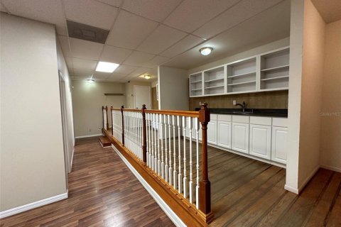 Immobilier commercial à louer à DeLand, Floride: 192.12 m2 № 2381049 - photo 6