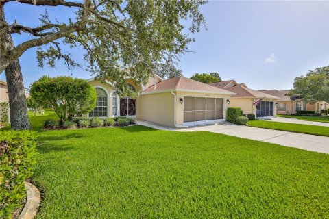 House in Spring Hill, Florida 3 bedrooms, 159.61 sq.m. № 2201079 - photo 3