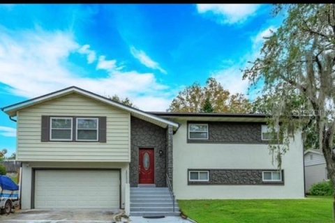 Casa en venta en Altamonte Springs, Florida, 5 dormitorios, 226.77 m2 № 1508440 - foto 1