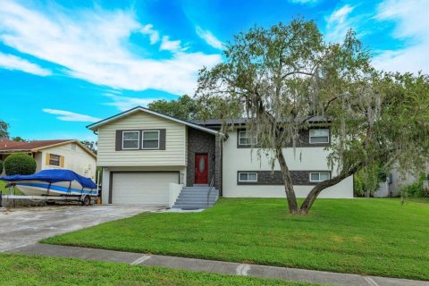 Casa en venta en Altamonte Springs, Florida, 5 dormitorios, 226.77 m2 № 1508440 - foto 2