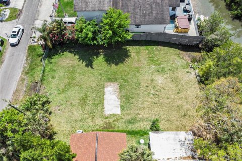 Terreno en venta en Tampa, Florida № 1069613 - foto 22