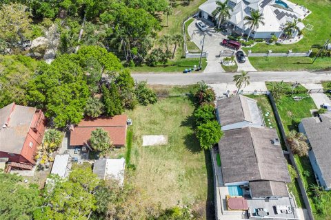 Terreno en venta en Tampa, Florida № 1069613 - foto 18
