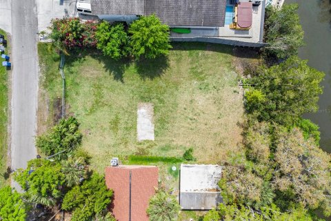 Terreno en venta en Tampa, Florida № 1069613 - foto 16