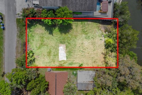 Terreno en venta en Tampa, Florida № 1069613 - foto 9
