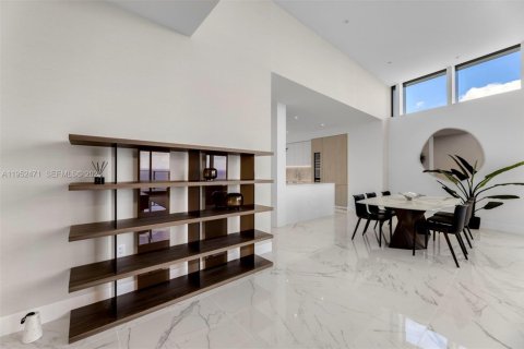 Condominio en venta en Sunny Isles Beach, Florida, 3 dormitorios, 286.14 m2 № 2008502 - foto 19