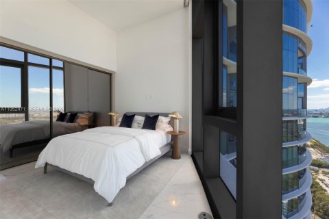 Condominio en venta en Sunny Isles Beach, Florida, 3 dormitorios, 286.14 m2 № 2008502 - foto 20