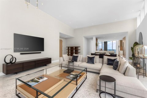 Condominio en venta en Sunny Isles Beach, Florida, 3 dormitorios, 286.14 m2 № 2008502 - foto 15