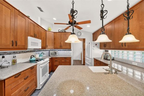 Villa ou maison à vendre à Ocala, Floride: 2 chambres, 199.93 m2 № 2291414 - photo 17