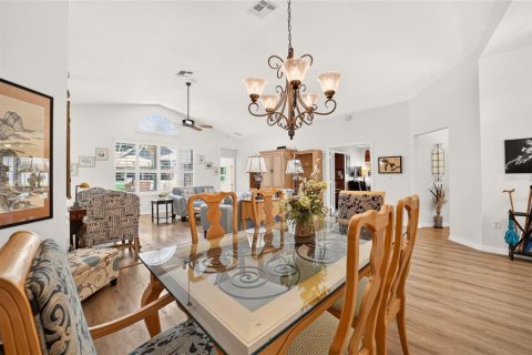 Villa ou maison à vendre à Ocala, Floride: 2 chambres, 199.93 m2 № 2291414 - photo 15