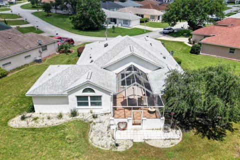 Villa ou maison à vendre à Ocala, Floride: 2 chambres, 199.93 m2 № 2291414 - photo 2