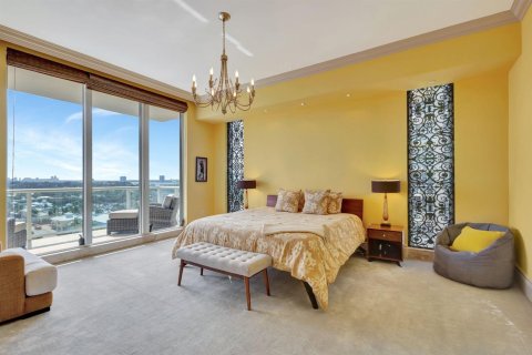 Condo in Riviera Beach, Florida, 3 bedrooms  № 2250052 - photo 28