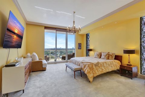 Condo in Riviera Beach, Florida, 3 bedrooms  № 2250052 - photo 29
